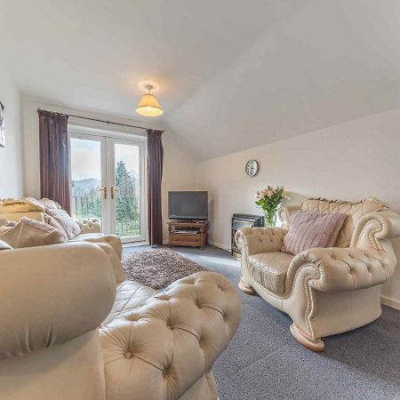 Pass The Keys Comfortable 3 Bed In Central Bowness With Parking Windermere Esterno foto