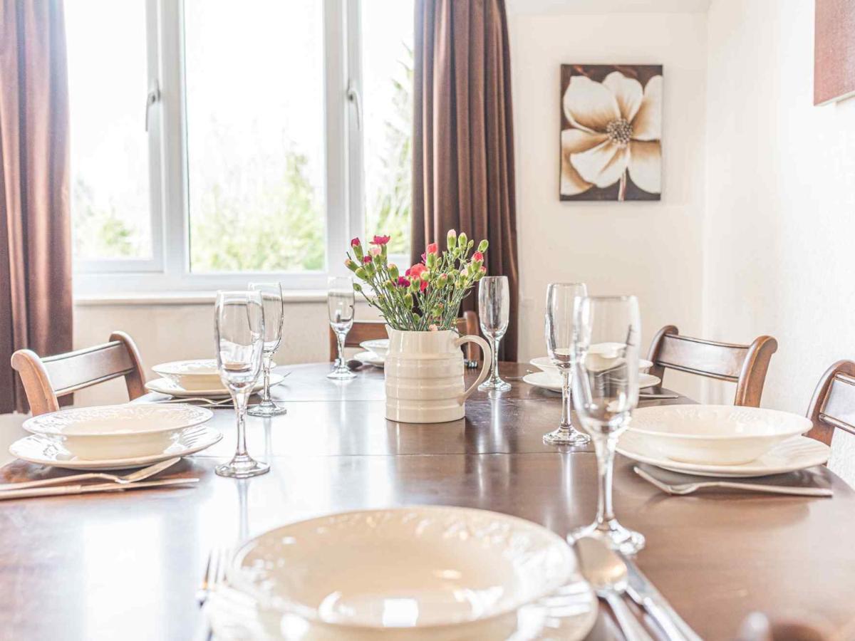 Pass The Keys Comfortable 3 Bed In Central Bowness With Parking Windermere Esterno foto