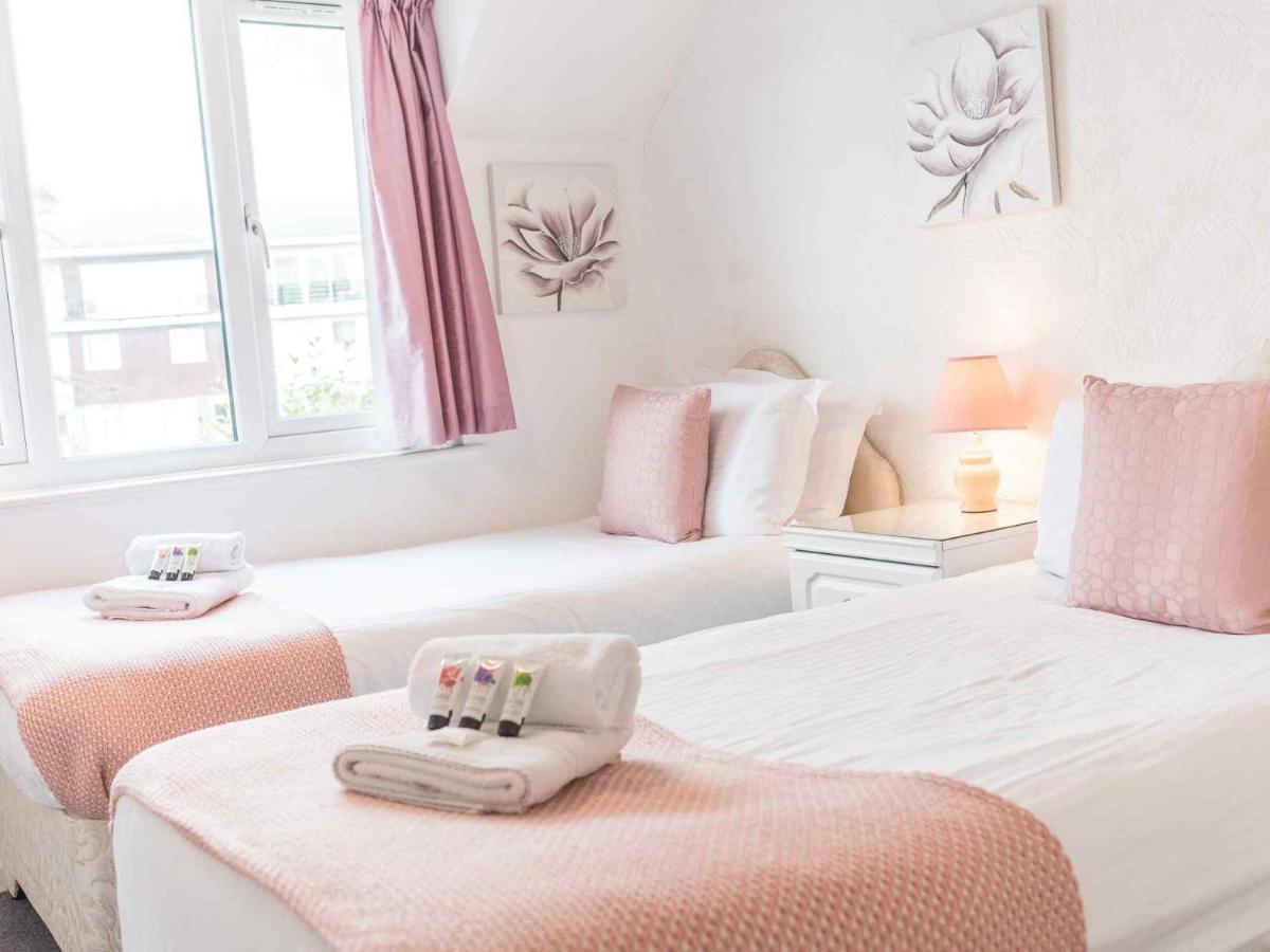 Pass The Keys Comfortable 3 Bed In Central Bowness With Parking Windermere Esterno foto