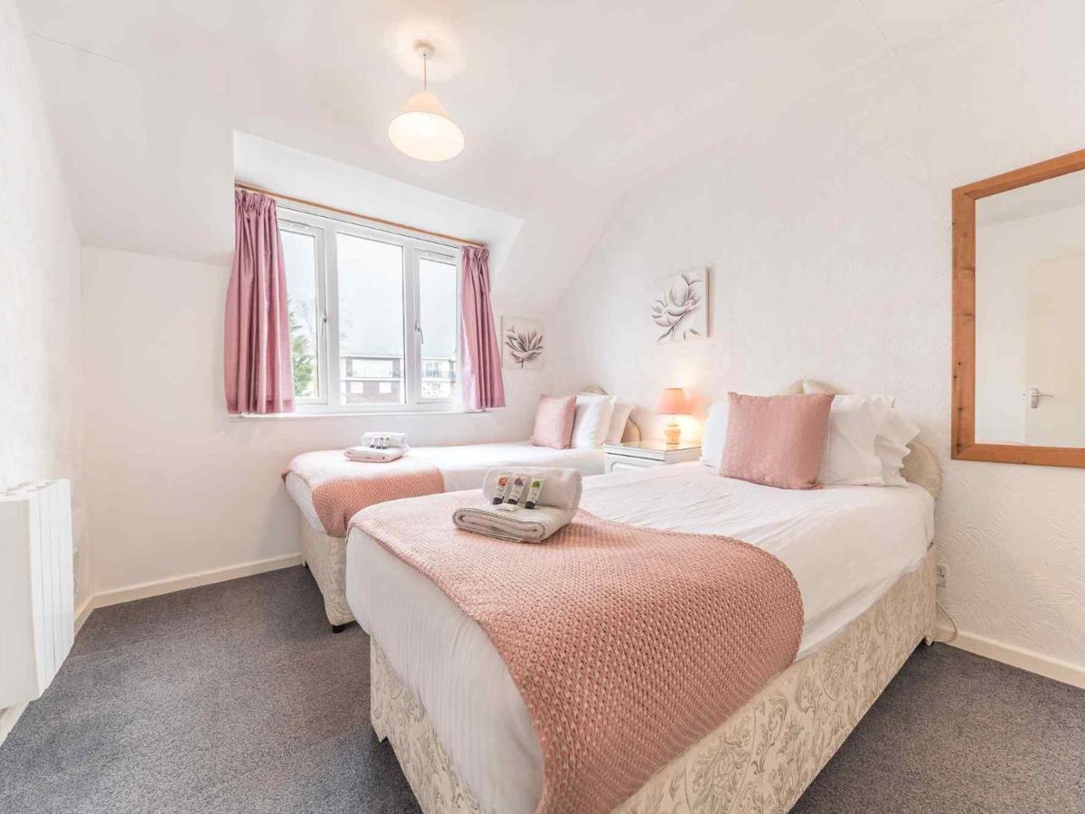 Pass The Keys Comfortable 3 Bed In Central Bowness With Parking Windermere Esterno foto