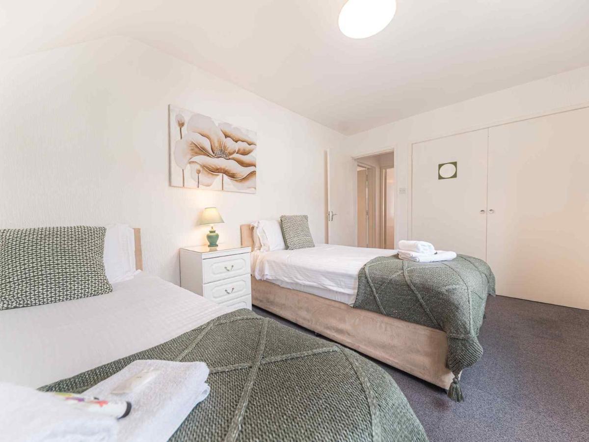 Pass The Keys Comfortable 3 Bed In Central Bowness With Parking Windermere Esterno foto